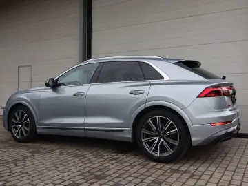 AUDI Q8 55 TFSI qu S-Line