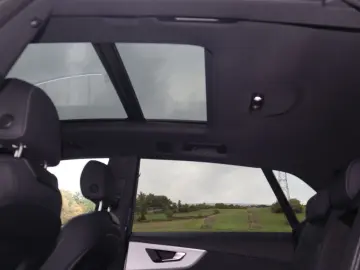 AUDI Q8 55 TFSI qu S-Line