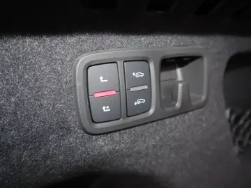 AUDI Q8 55 TFSI qu S-Line