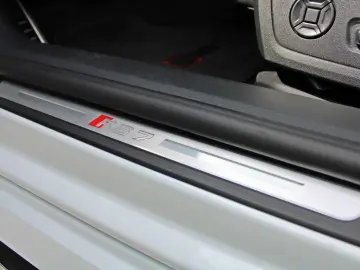 AUDI RS7 BLACK PANO LASER