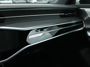 AUDI RS7 BLACK PANO LASER