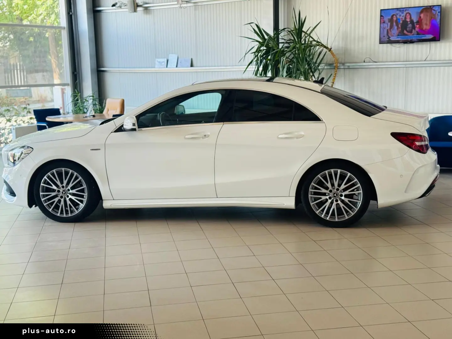 Mercedes-Benz CLA 250