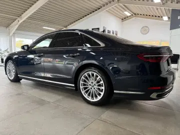 AUDI A8 50 TDI quattro