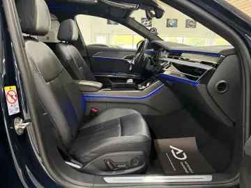 AUDI A8 50 TDI quattro