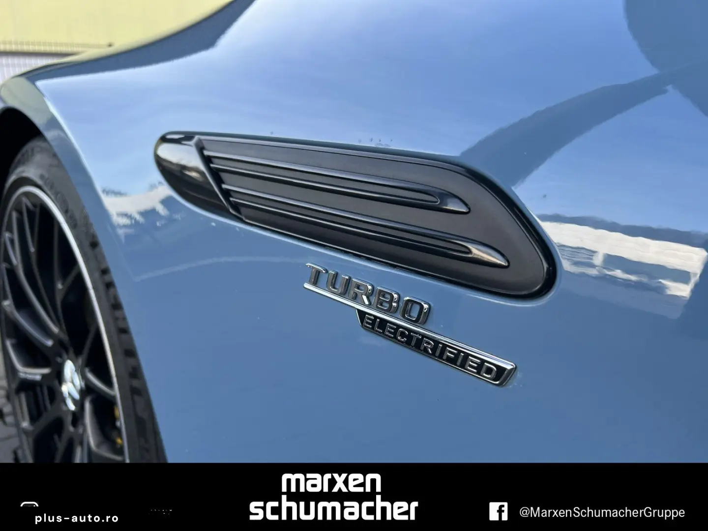 Mercedes-Benz  AMG SL 43 1OF1 MANUFAKTUR V8