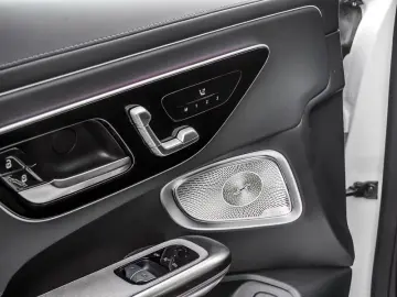 Mercedes-Benz CLE 200 4M Coupé AMG BURM NIGHT