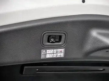 Mercedes-Benz CLE 200 4M Coupé AMG BURM NIGHT