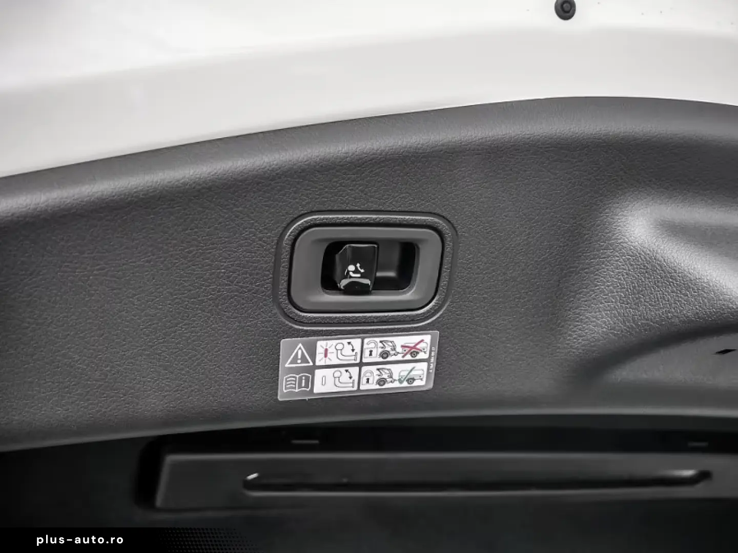 Mercedes-Benz CLE 200 4M Coupé AMG BURM NIGHT