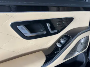 Mercedes-Benz  S5004M L