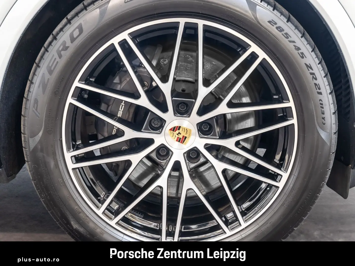 Cayenne E-Hybrid Coupe InnoDrive Surround-View