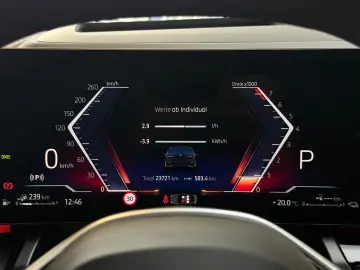 550 e xDrive Pano H&K Sitzbelüftung Iconic Glow