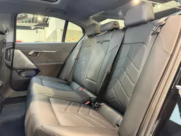 550 e xDrive Pano H&K Sitzbelüftung Iconic Glow