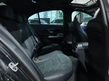 E 220 d AMG Premium SUPERSCREEN PANO FULL