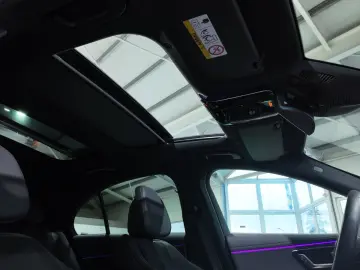 E 220 d AMG Premium SUPERSCREEN PANO FULL