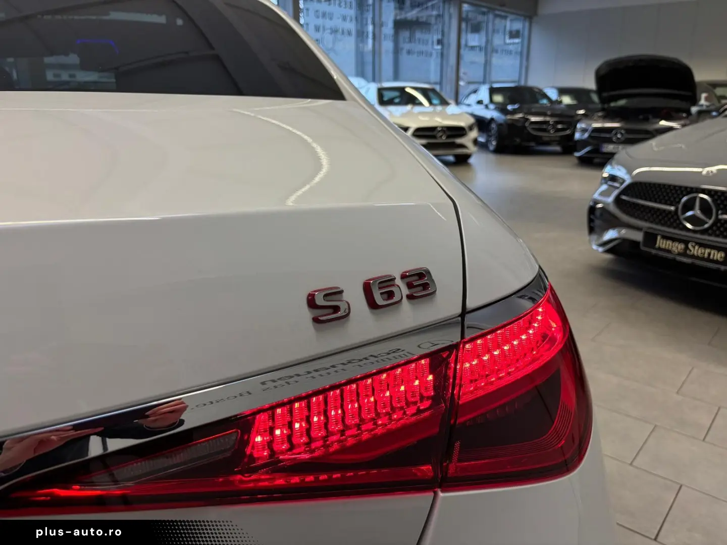 S 63 E PERF. L DISTR HUD BURM4D PANO NIGHT 360