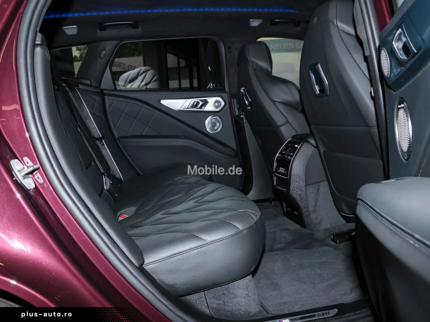 XM 4.4 Label Red Individual Lila UPE 220TEuro