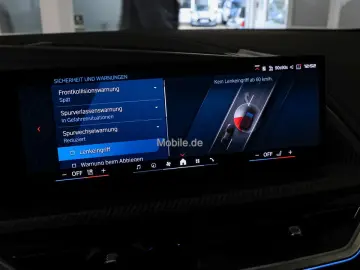 XM 4.4 Label Red Individual Lila UPE 220TEuro