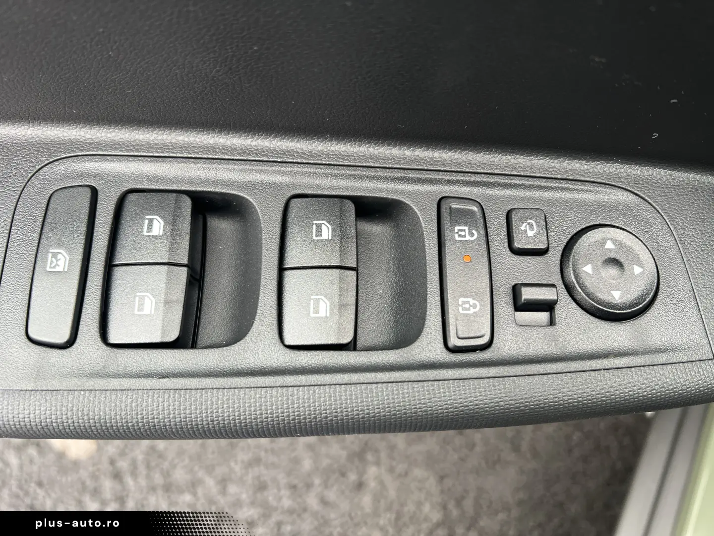 HYUNDAI INSTER 49kWh 115CP PREMIUM