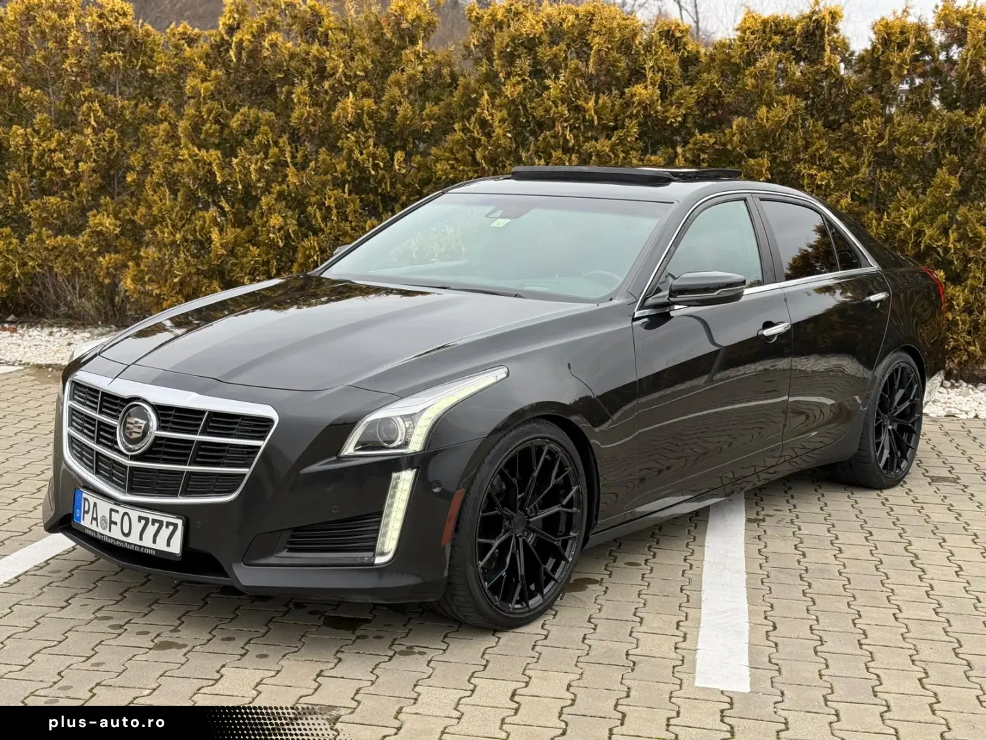 Vand Cadillac CTS premium 3.6 benzina import germania