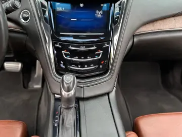 Vand Cadillac CTS premium 3.6 benzina import germania