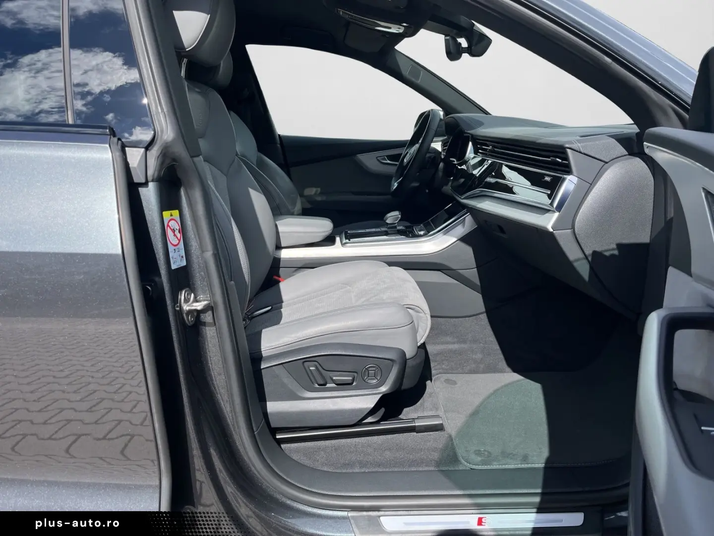 Q8 55 TFSI e Quattro S-Line