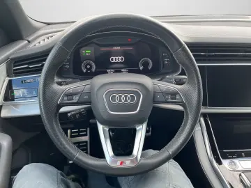 Q8 55 TFSI e Quattro S-Line