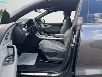Q8 55 TFSI e Quattro S-Line