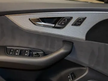 Q8 SUV TFSI e 55 e quattro Tiptronic