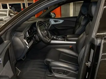 Q8 SUV TFSI e 55 e quattro Tiptronic