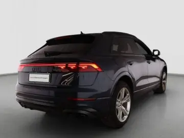 Q8 55 TFSI e quattro tiptronic S-Line MATRIX AHK