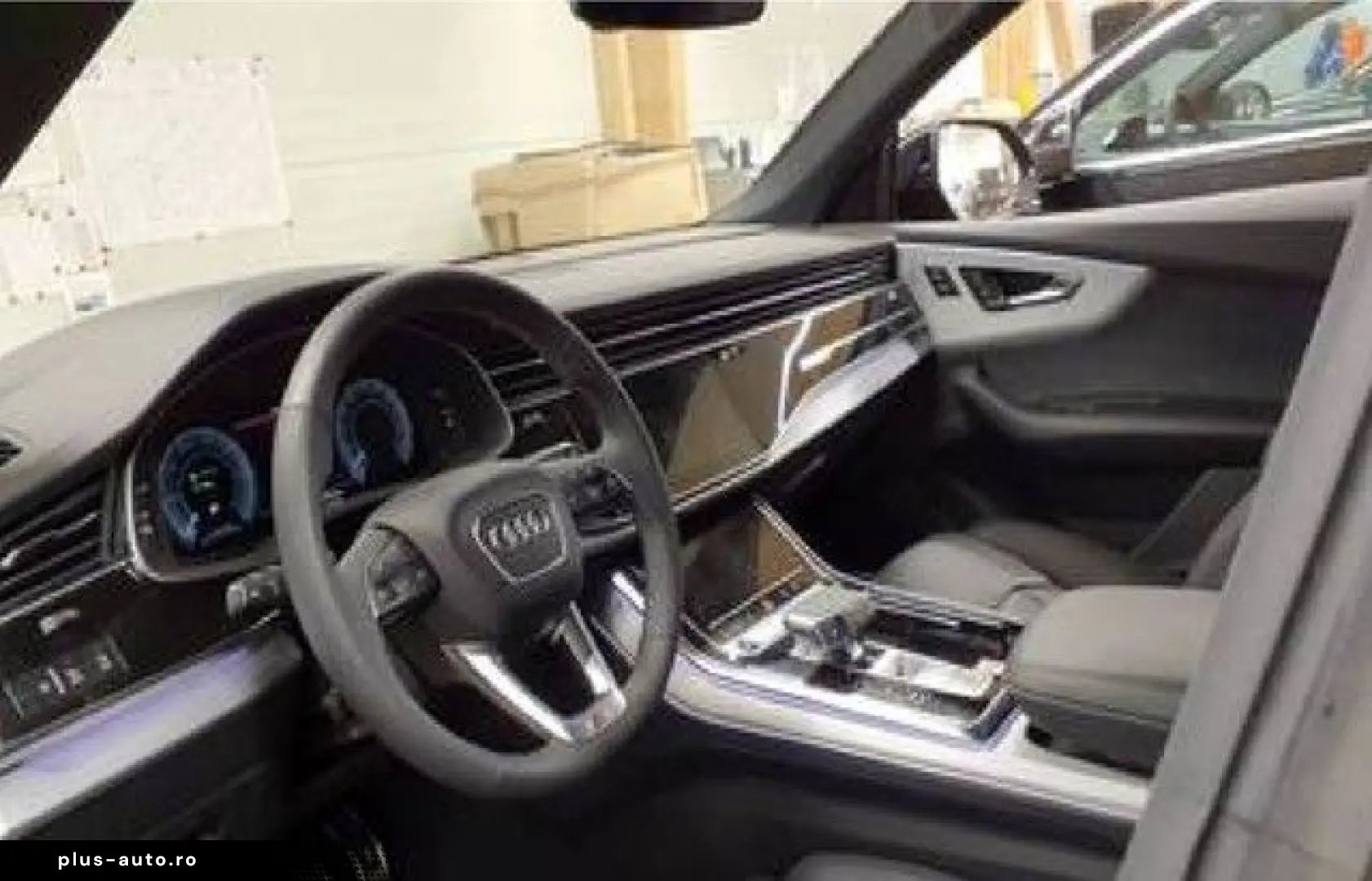 Q8 55 TFSI e quattro tiptronic S-Line MATRIX AHK