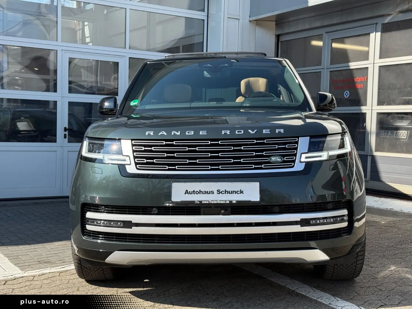 Range Rover LWB AUTOBIOGRAPHY
