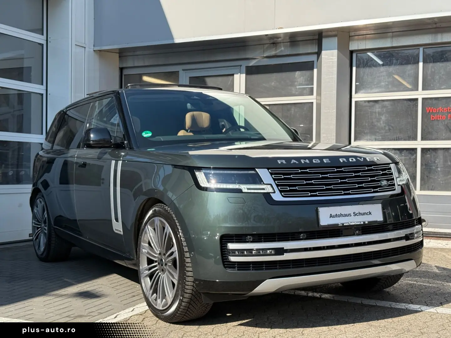Range Rover LWB AUTOBIOGRAPHY