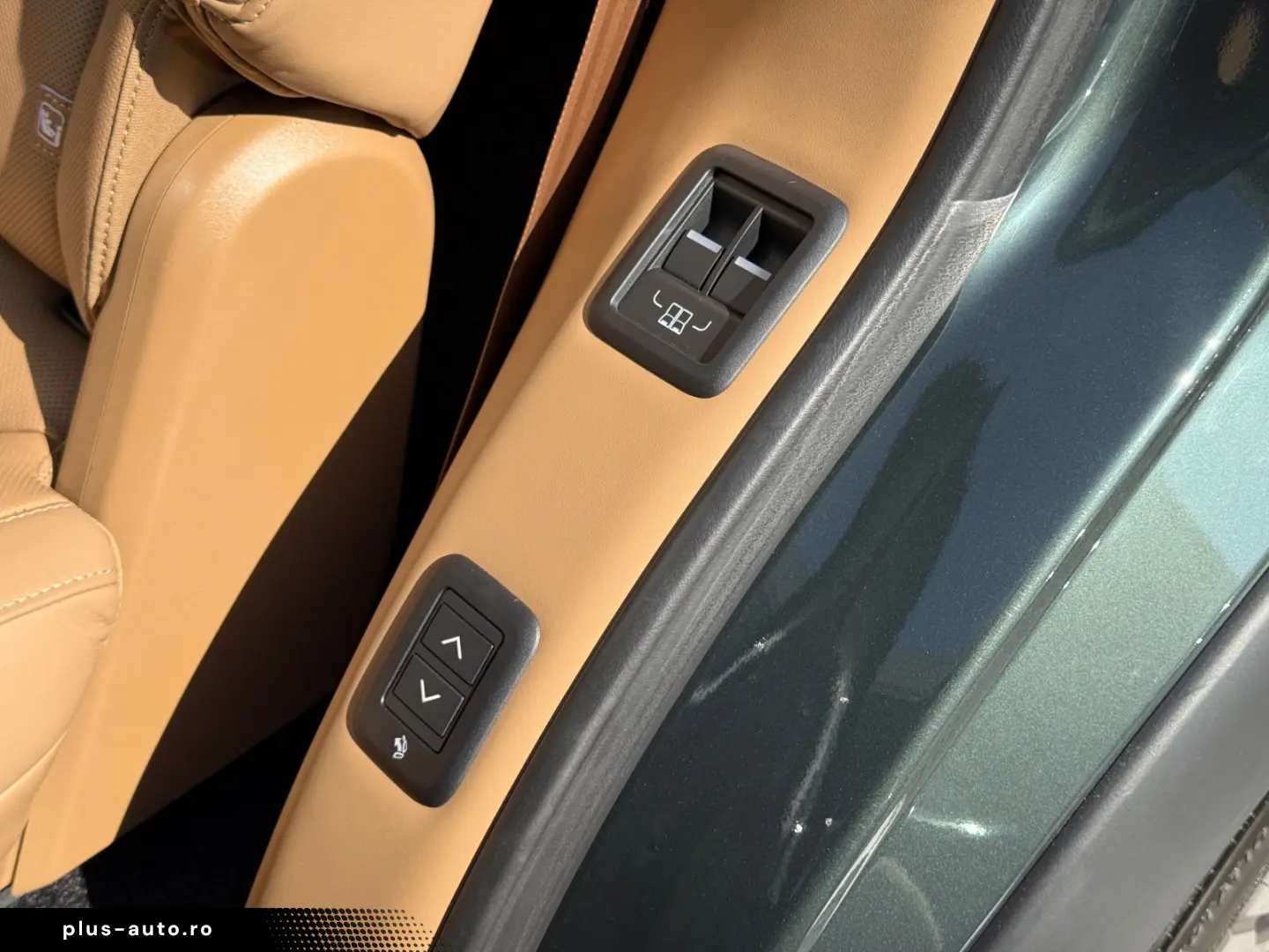 Range Rover LWB AUTOBIOGRAPHY