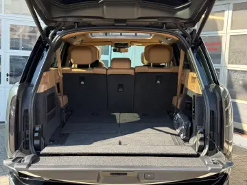 Range Rover LWB AUTOBIOGRAPHY