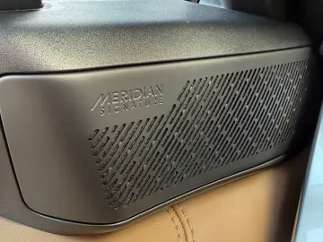 Range Rover LWB AUTOBIOGRAPHY