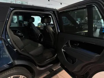 Range Rover P 530 LWB Autobiography