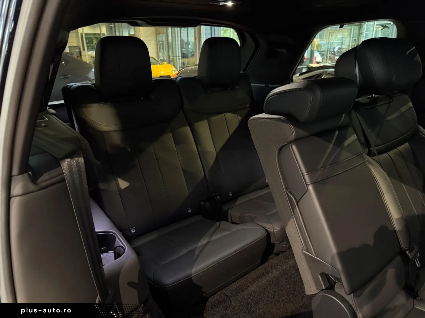 Range Rover P 530 LWB Autobiography