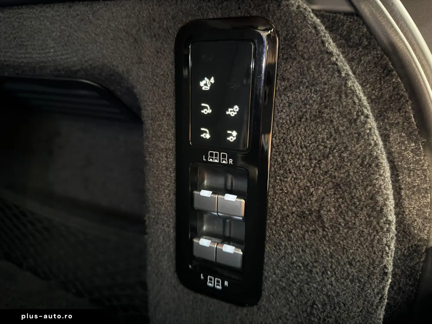 Range Rover P 530 LWB Autobiography