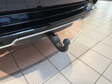 Range Rover P 530 LWB Autobiography