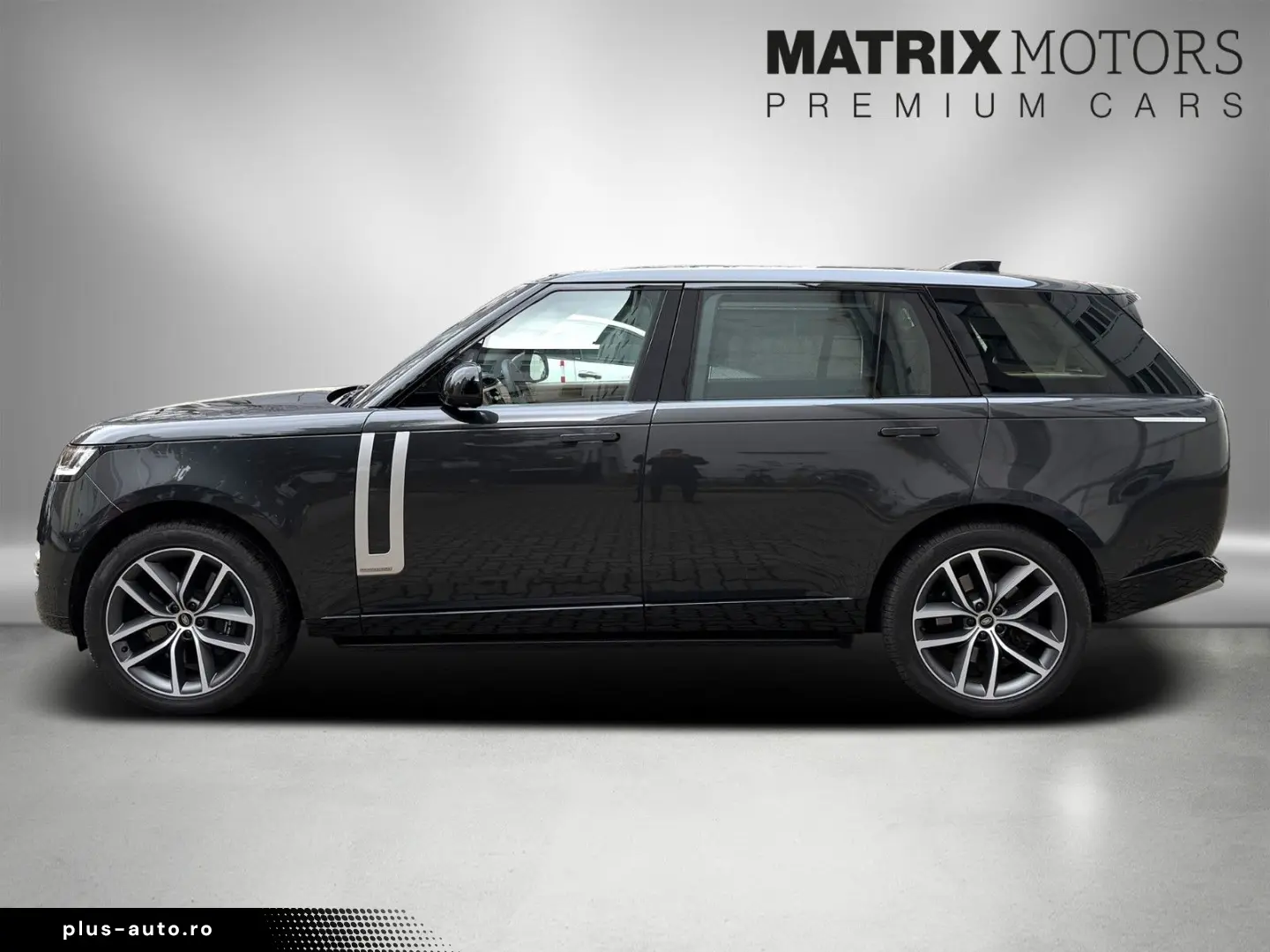 Range Rover P530 LWB Autobiography