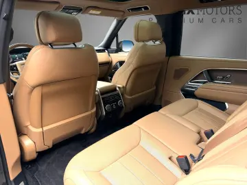 Range Rover P530 LWB Autobiography