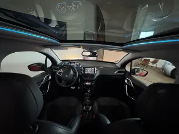 Peugeot 2008 PureTech Crossway 2017 Automat