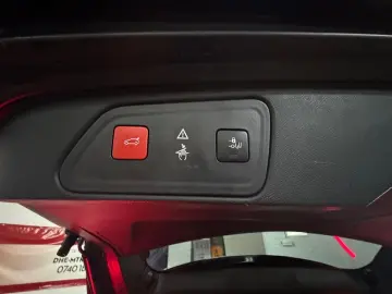 Peugeot 3008 CrossWay 1.6THP Automat