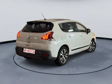 Peugeot 3008 Hybrid 4 Diesel