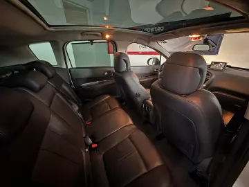 Peugeot 3008 Hybrid 4 Diesel