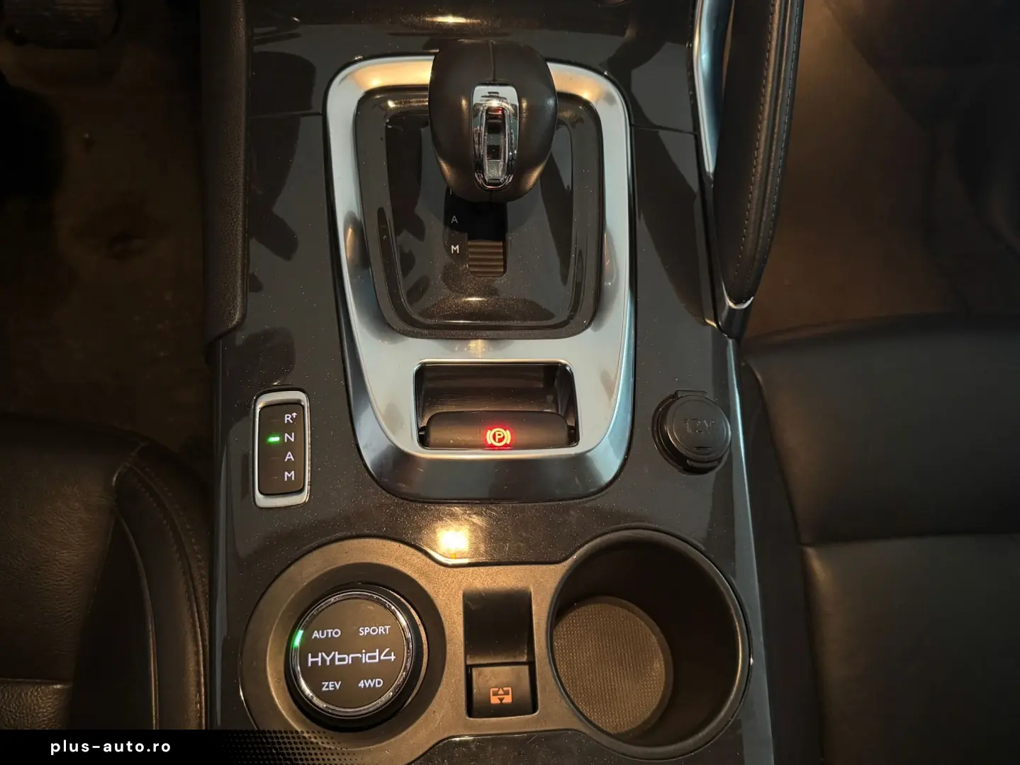 Peugeot 3008 Hybrid 4 Diesel