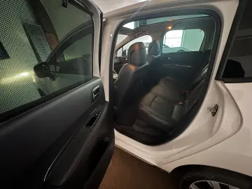 Peugeot 3008 Hybrid 4 Diesel