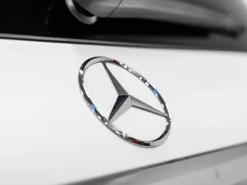 GLS 63 AMG PANO CARBON 23 7SEATS