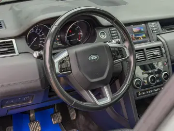 Land-Rover Discovery-Sport